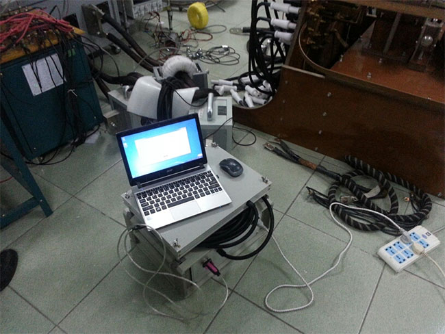 高精度全光纤大电流直流传感器在中国计量科学钻研院作现场校对测试