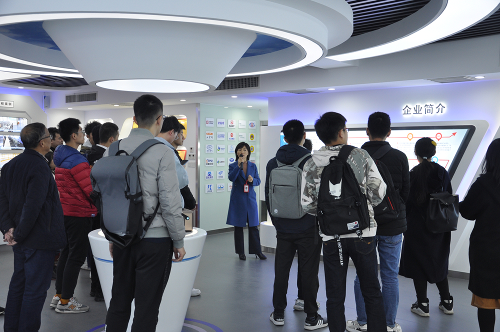 国防科包头学来访东升国际官网电气参观见学 国防科包头学来访东升国际官网电气参观见学