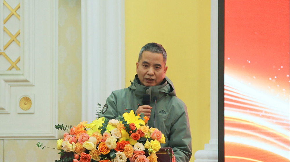 董事长徐伟专作沉要讲话