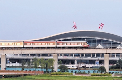 长沙磁悬浮正式试运营，，，，，，，，全程方便快捷